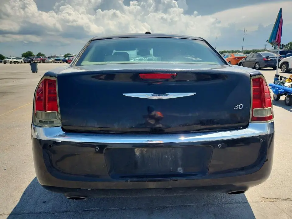 2013 CHRYSLER 300   