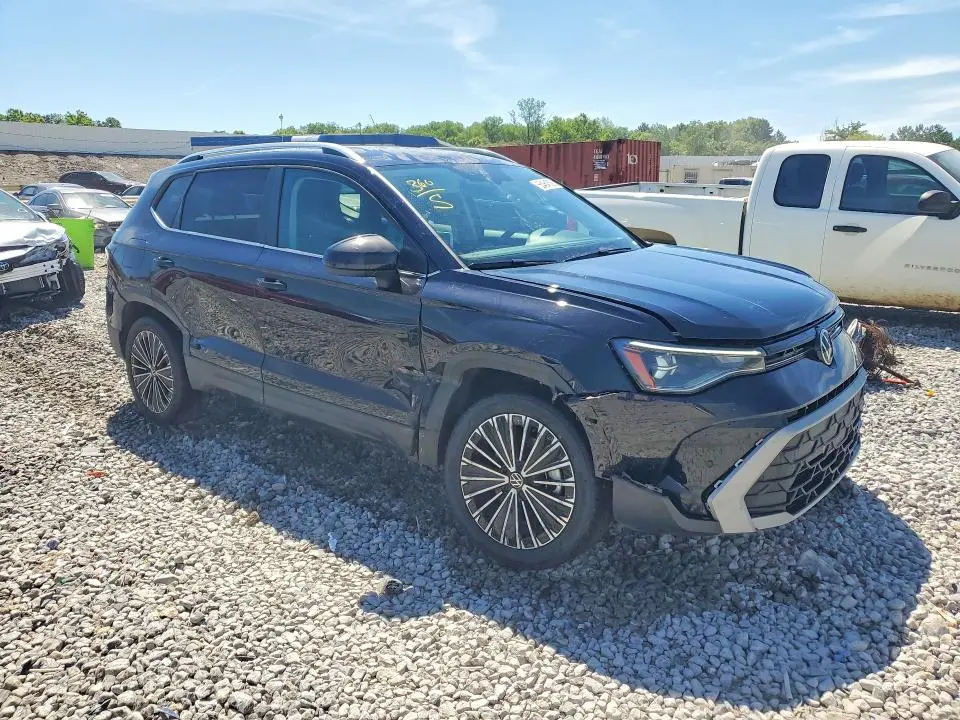 2025 VOLKSWAGEN TAOS SE  