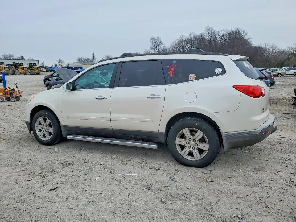 2012 CHEVROLET TRAVERSE LT  