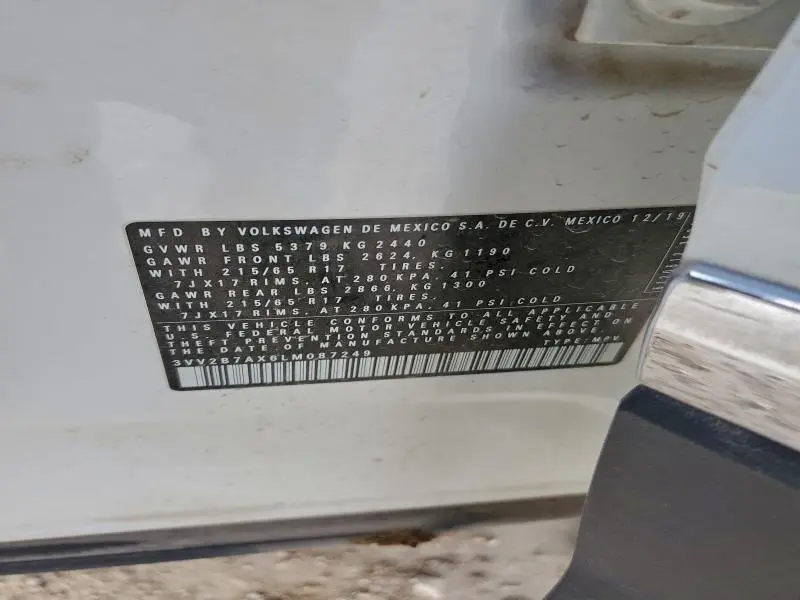 2020 VOLKSWAGEN TIGUAN SE  