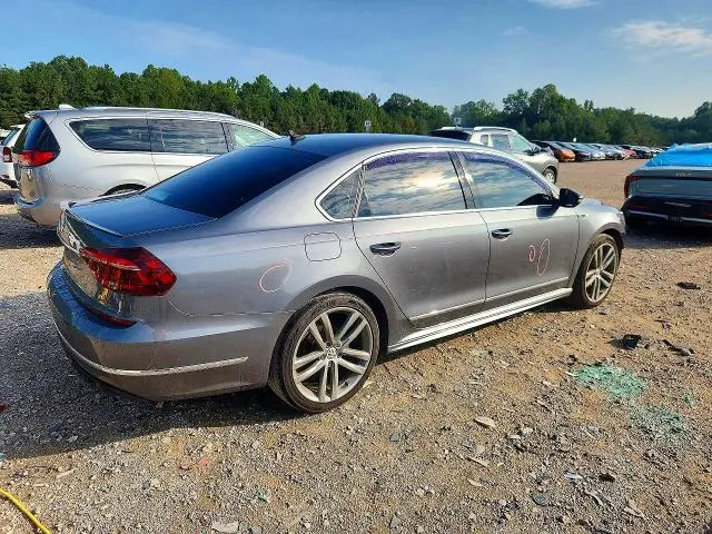 2019 VOLKSWAGEN PASSAT SE R-LINE  