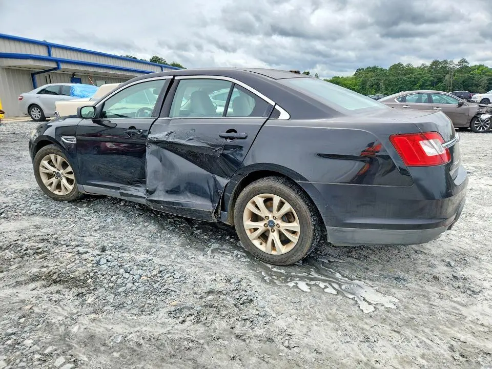 2010 FORD TAURUS SEL  