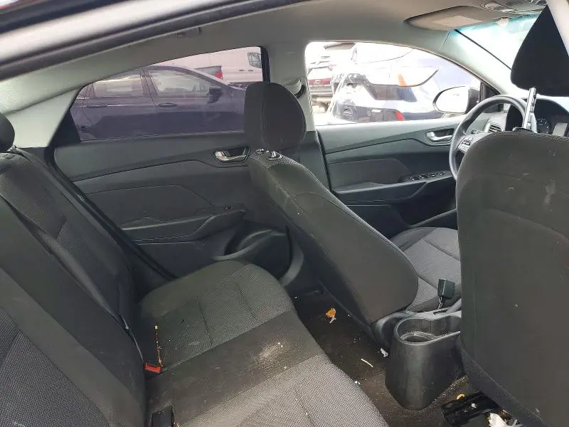 2021 HYUNDAI ACCENT SE  