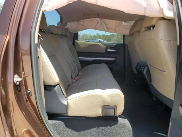 2017 TOYOTA TUNDRA CREWMAX LIMITED  