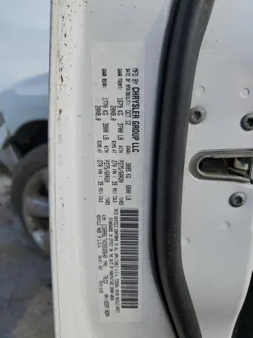 2013 RAM 1500 SLT  