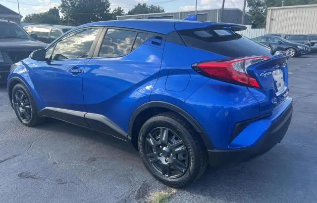 2020 TOYOTA C-HR XLE  
