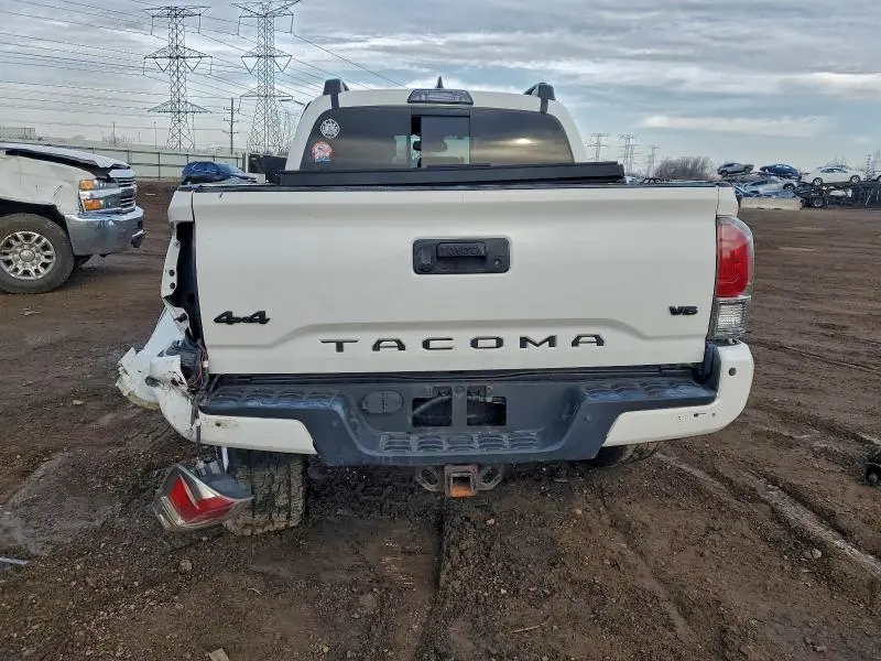 2017 TOYOTA TACOMA DOUBLE CAB  