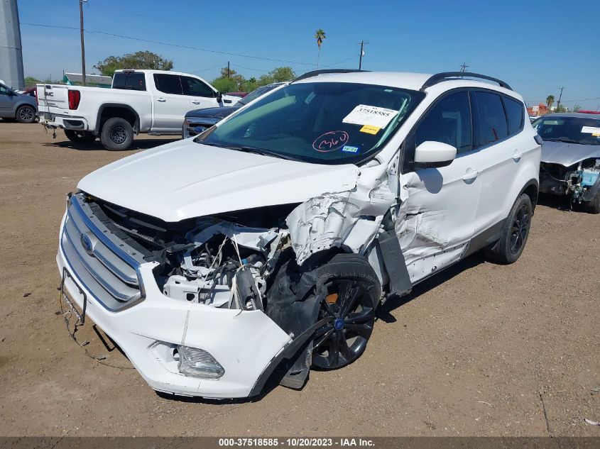 2018 FORD ESCAPE SE