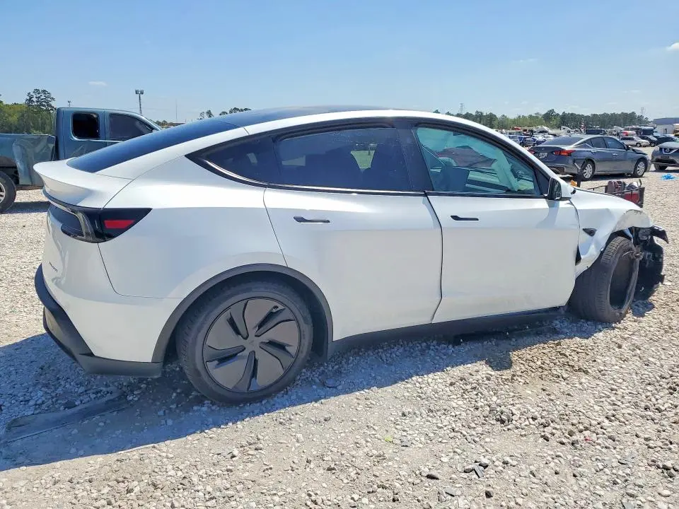 2026 TESLA MODEL Y   