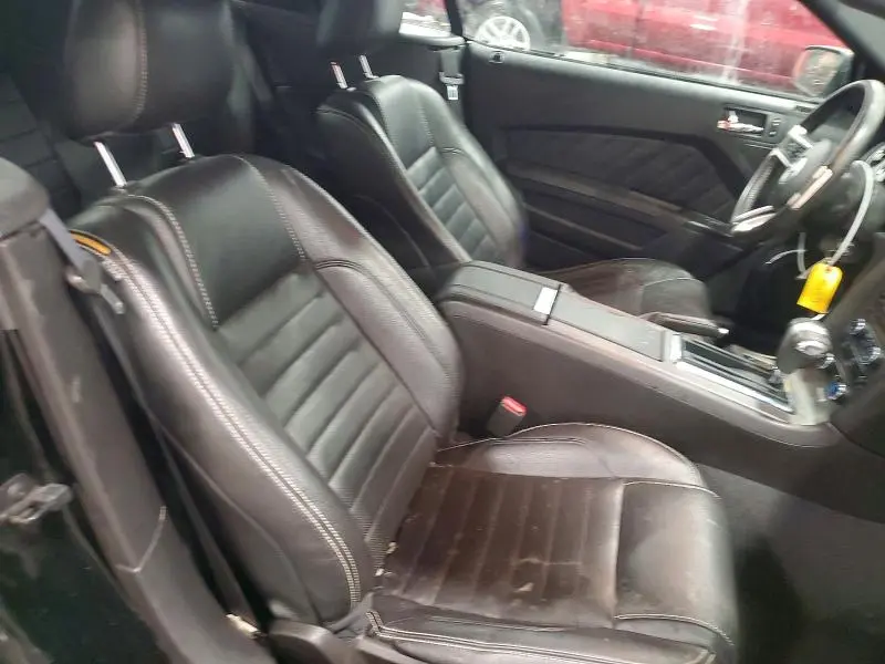 2010 FORD MUSTANG   