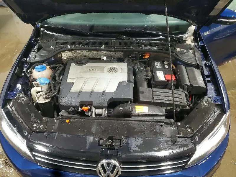 2013 VOLKSWAGEN JETTA TDI  