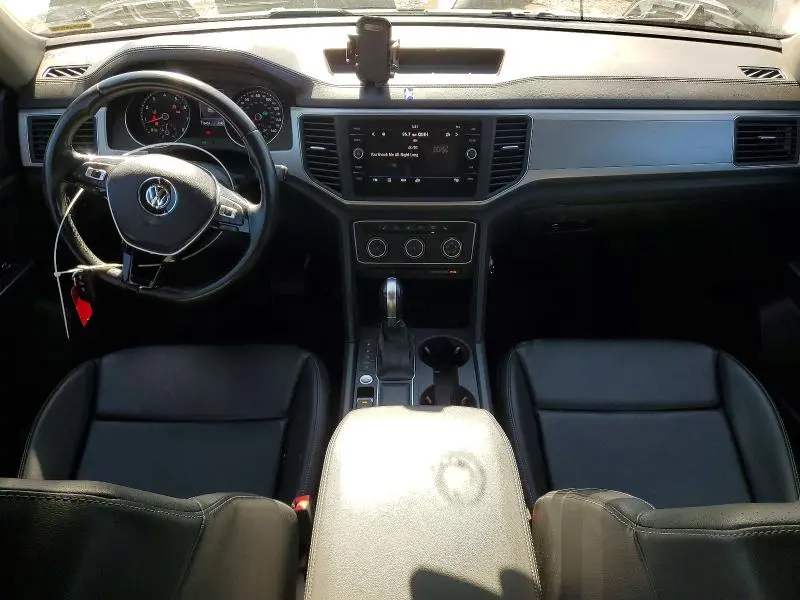 2018 VOLKSWAGEN ATLAS SE  