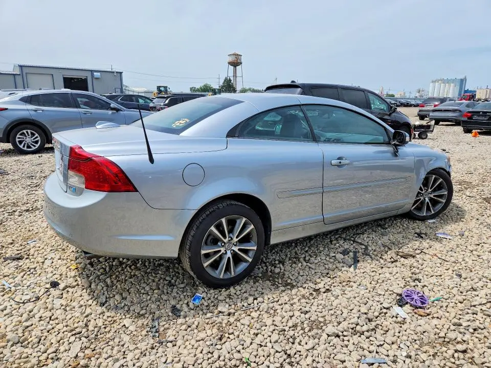 2012 VOLVO C70 T5  