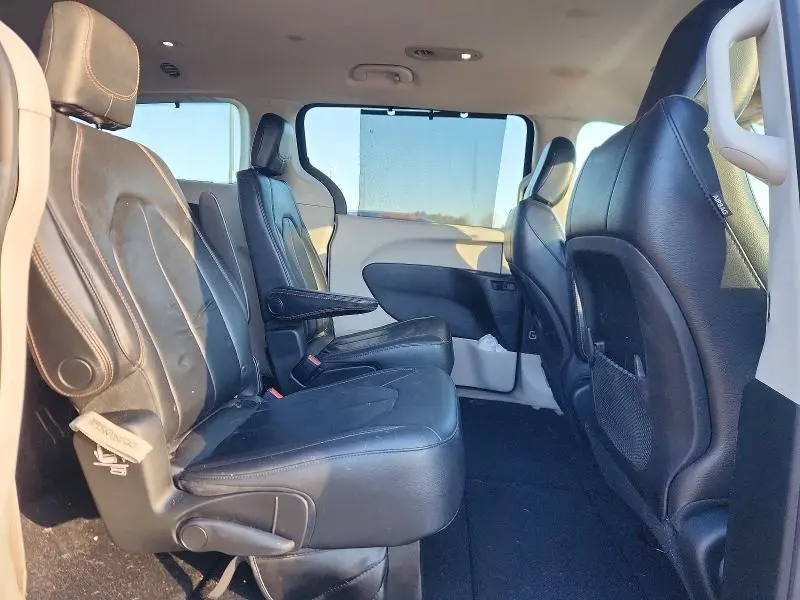 2017 CHRYSLER PACIFICA TOURING L  