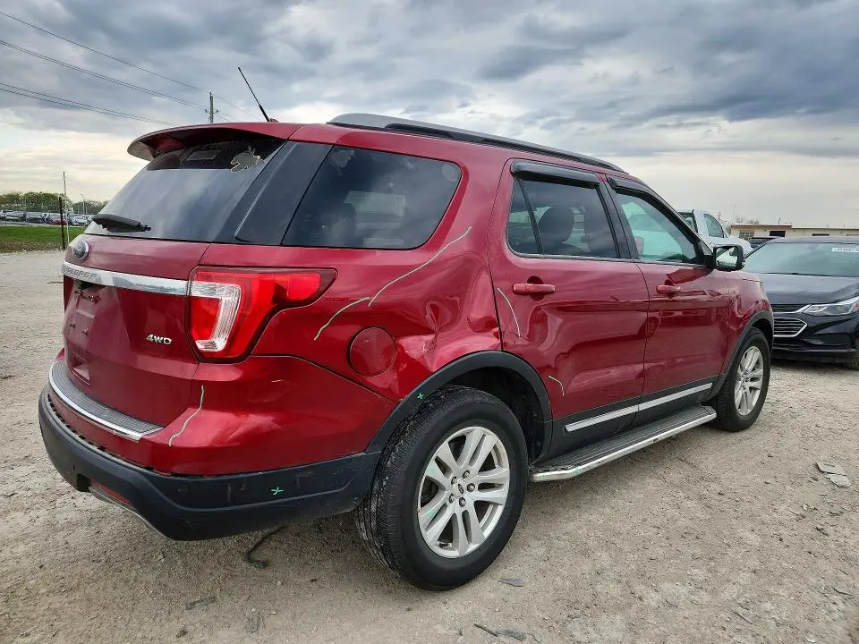 2018 FORD EXPLORER XLT  
