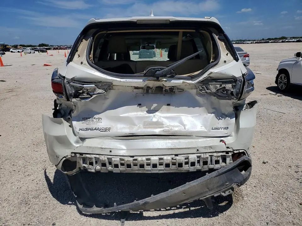 2015 TOYOTA HIGHLANDER LIMITED  