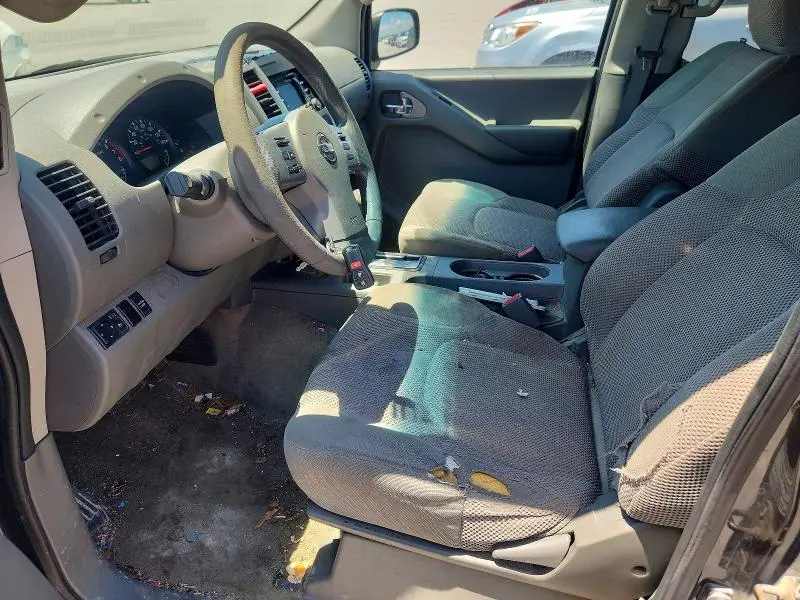 2014 NISSAN FRONTIER SV  