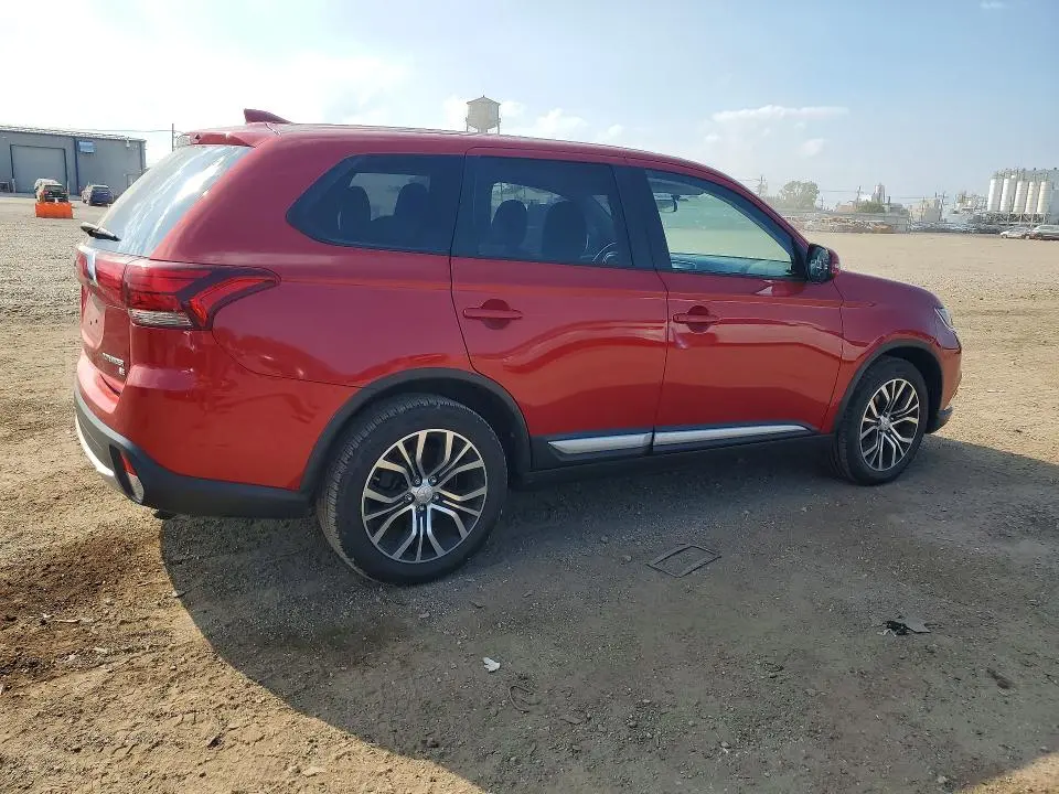 2017 MITSUBISHI OUTLANDER SE  