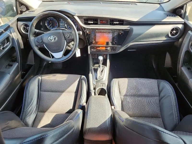 2017 TOYOTA COROLLA   