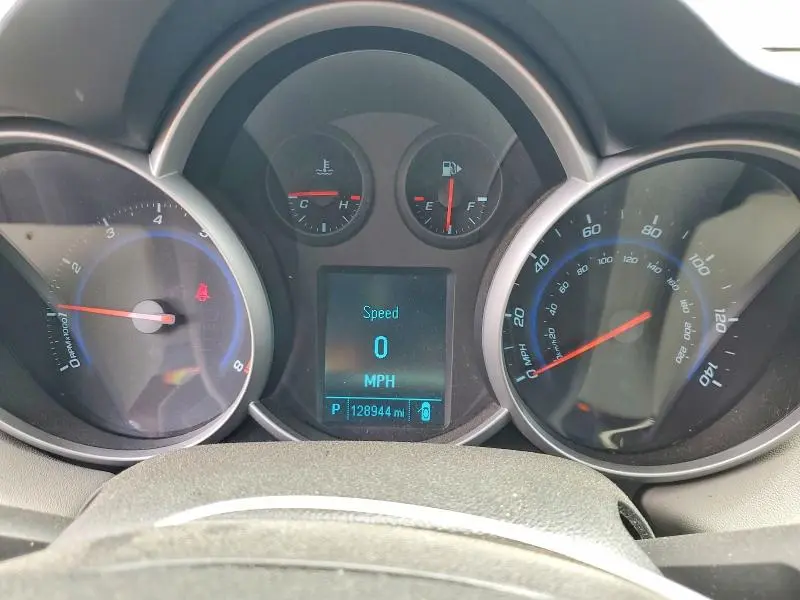 2012 CHEVROLET CRUZE LS  