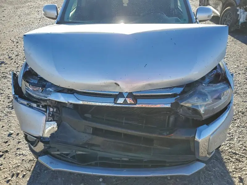 2016 MITSUBISHI OUTLANDER SE  