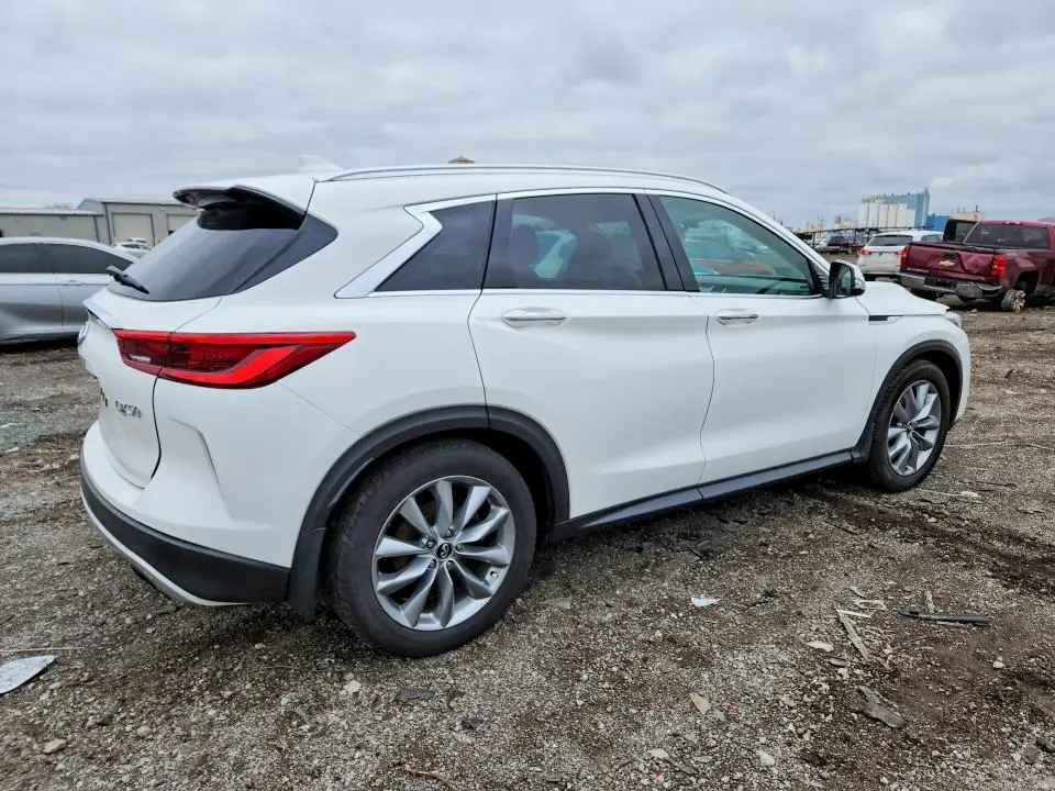 2019 INFINITI QX50 LUXE  