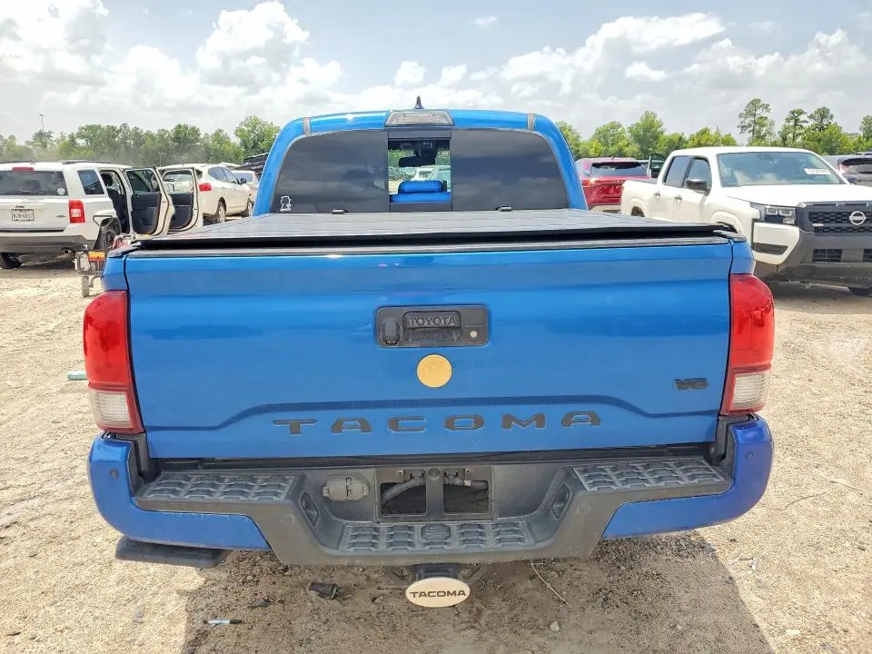 2018 TOYOTA TACOMA TRD SPORT  