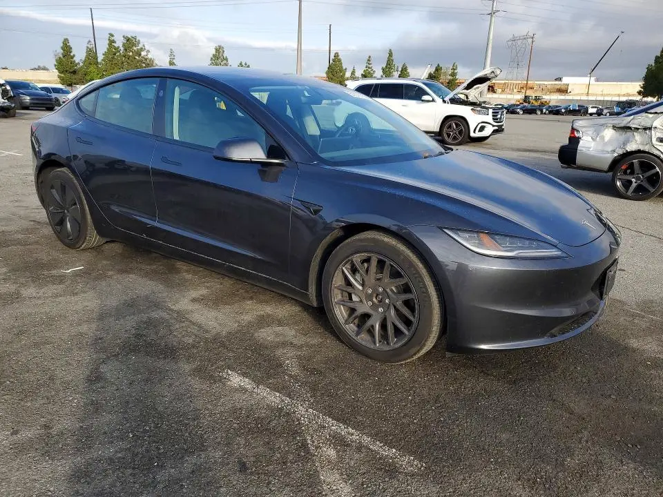 2024 TESLA MODEL 3   