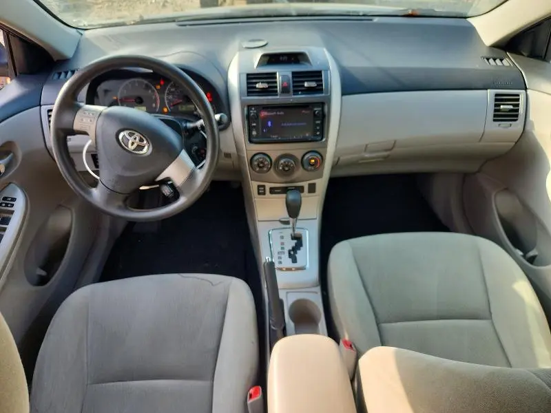 2013 TOYOTA COROLLA LE  