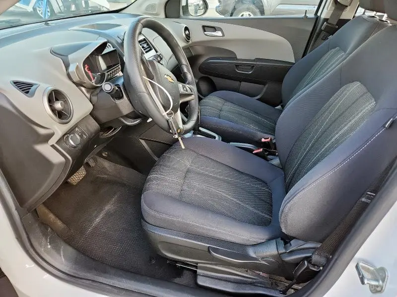 2013 CHEVROLET SONIC LT  