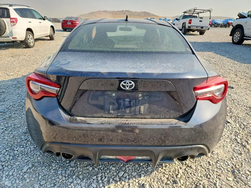 2017 TOYOTA 86 BASE  
