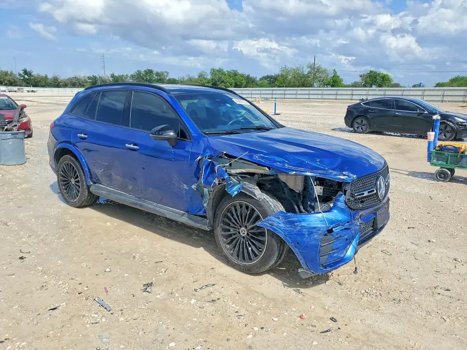 2023 MERCEDES-BENZ GLC 300 4MATIC  