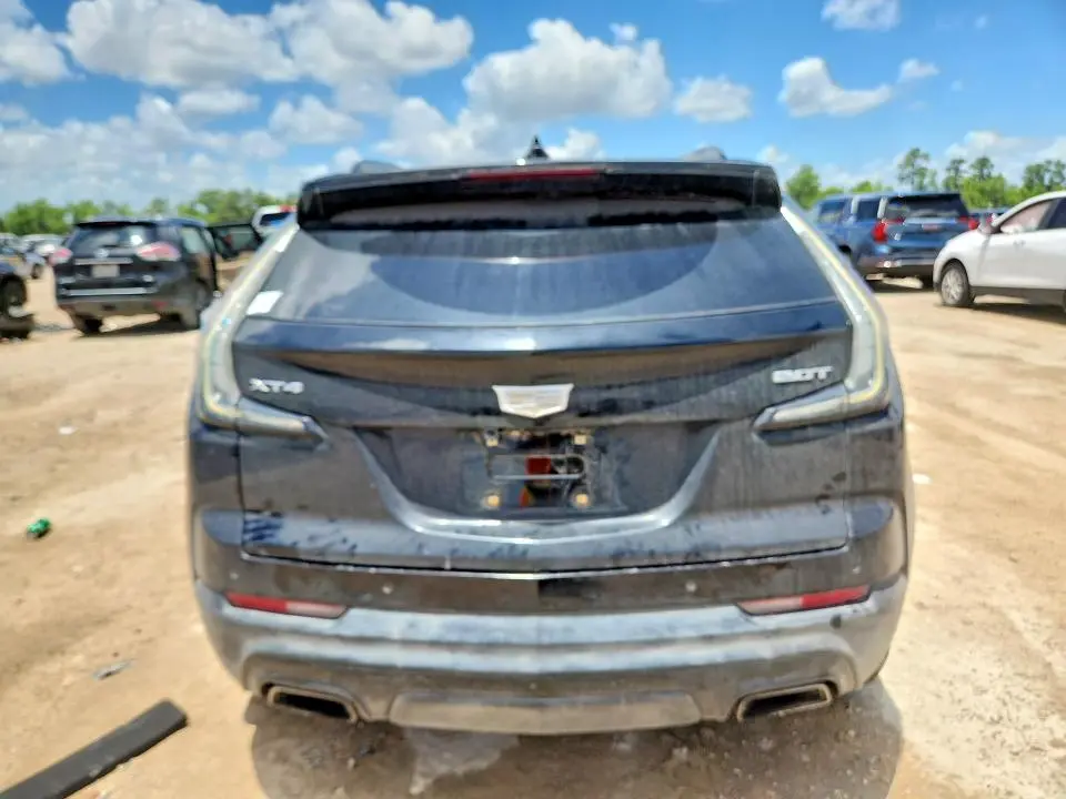 2019 CADILLAC XT4 SPORT  