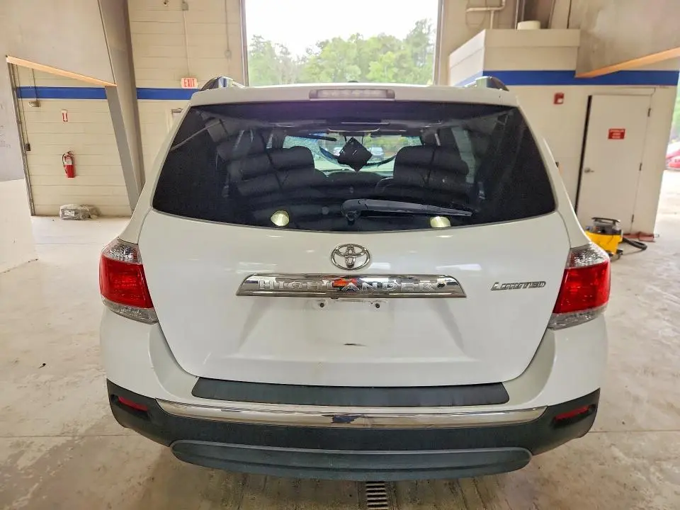 2012 TOYOTA HIGHLANDER LIMITED  