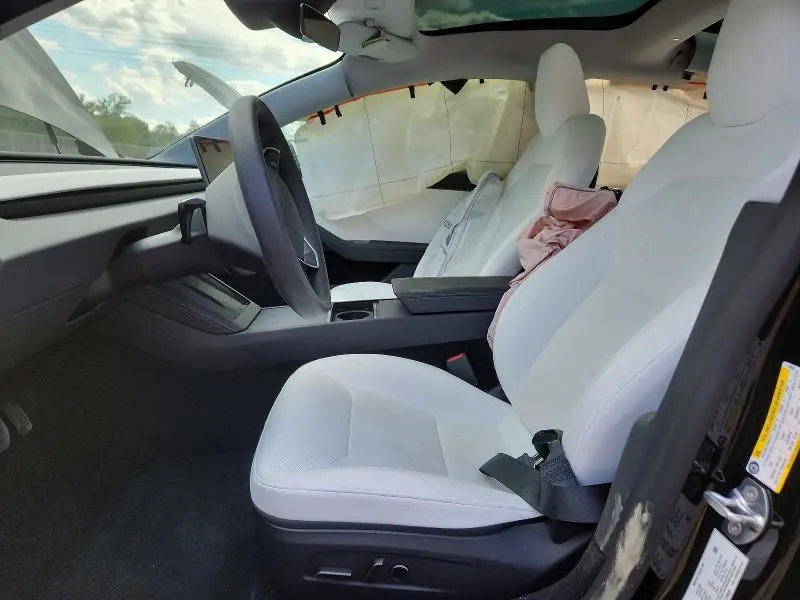 2026 TESLA MODEL 3   