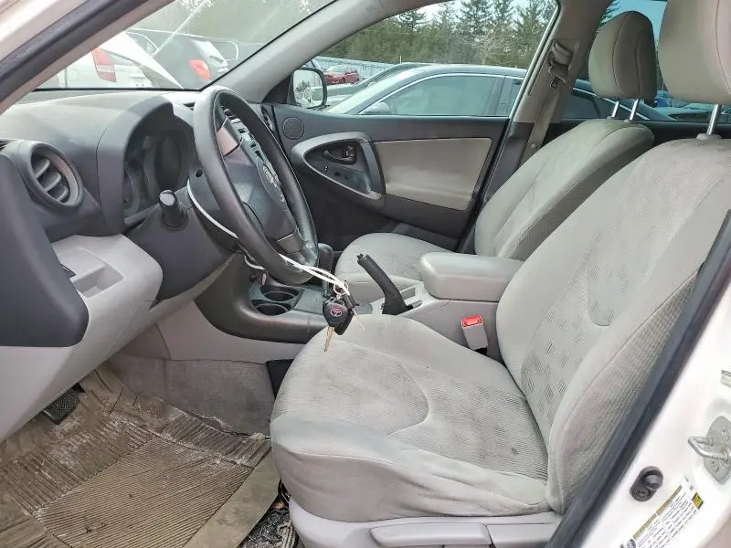 2011 TOYOTA RAV4 BASE  