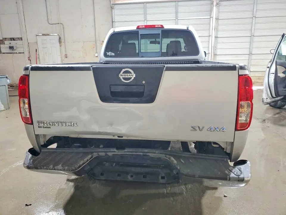 2012 NISSAN FRONTIER SV V6  