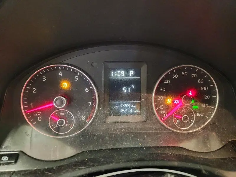 2010 VOLKSWAGEN JETTA SE  