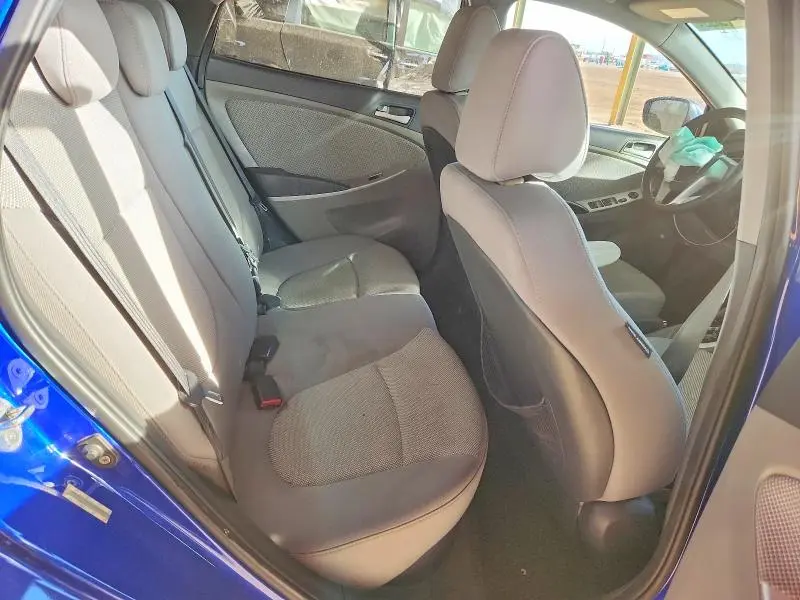 2012 HYUNDAI ACCENT GLS  