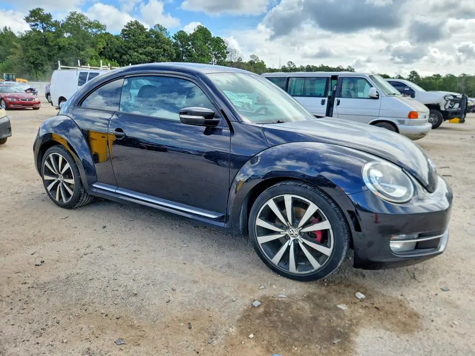 2012 VOLKSWAGEN BEETLE TURBO  
