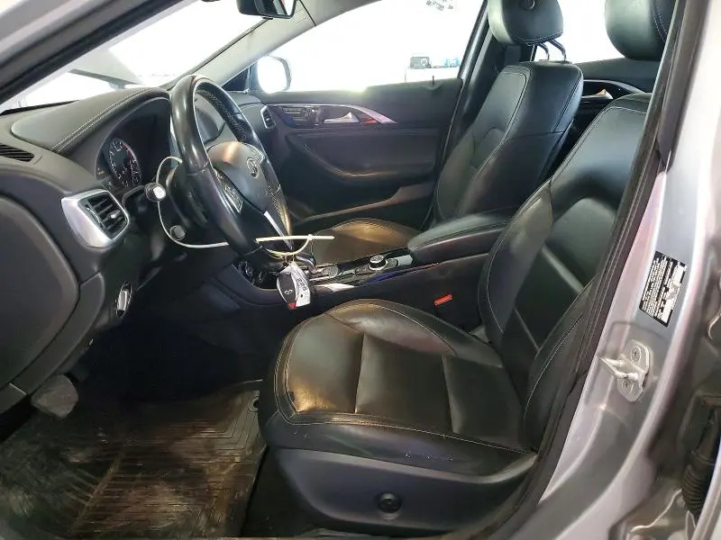 2017 INFINITI QX30 PREMIUM  