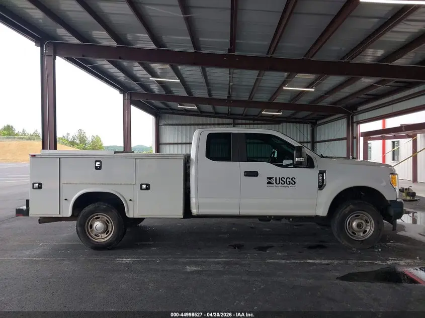 2017 FORD F-250 XL