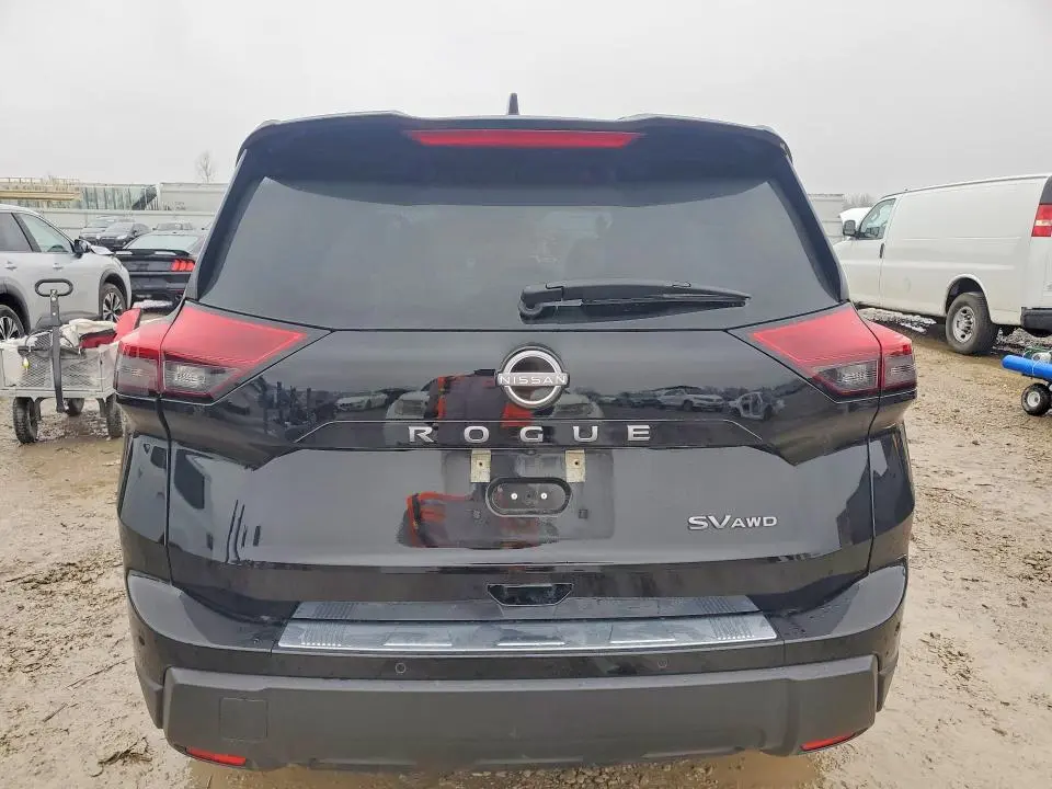 2024 NISSAN ROGUE SV  