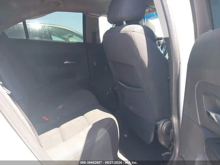 2014 CHEVROLET CRUZE 1LT AUTO
