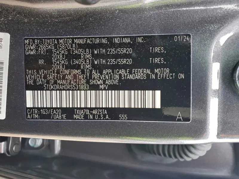 2024 TOYOTA HIGHLANDER LE  