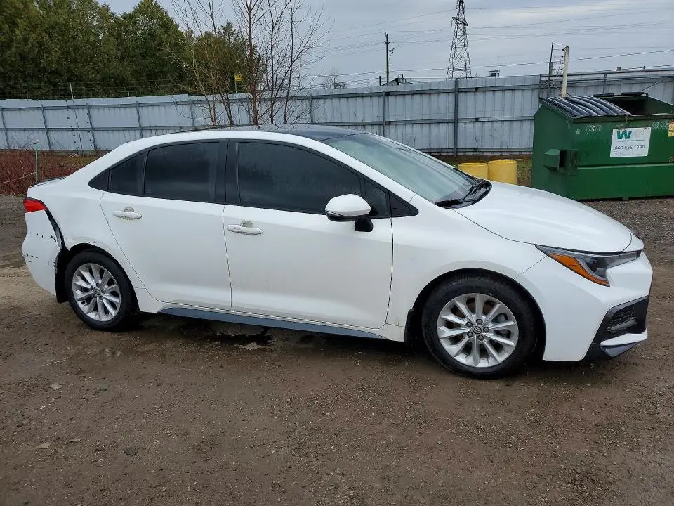 2022 TOYOTA COROLLA SE  