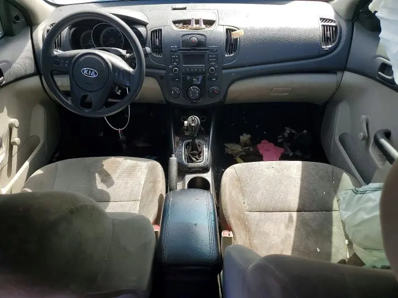2013 KIA FORTE LX  