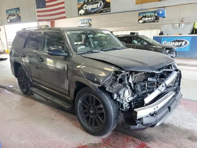 2019 TOYOTA 4RUNNER SR5  