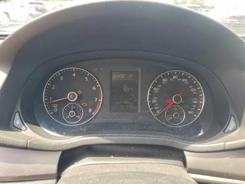 2012 VOLKSWAGEN PASSAT S  