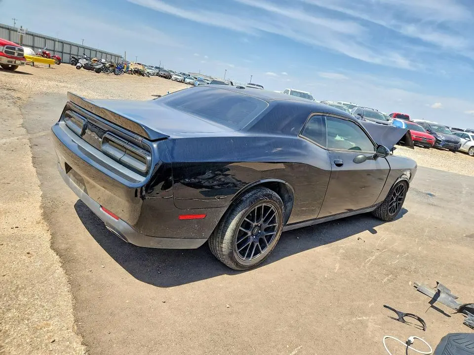 2019 DODGE CHALLENGER SXT  